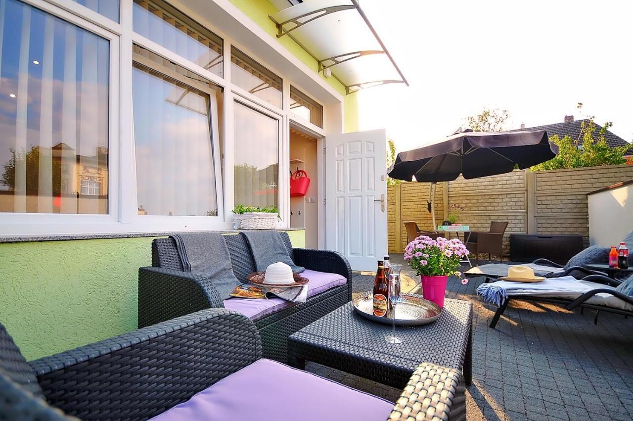 Plaza Apartament أوسترونيه مورسكية المظهر الخارجي الصورة