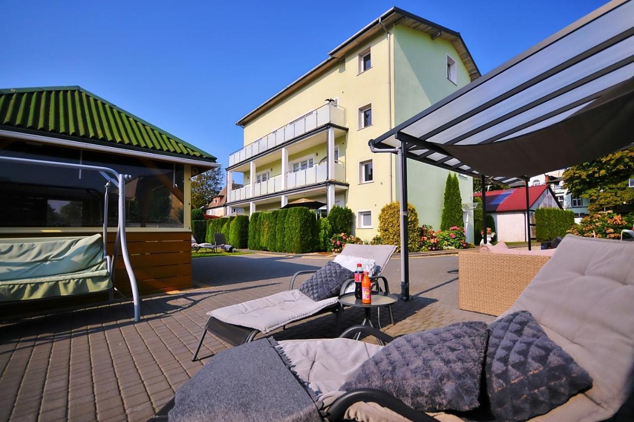 Plaza Apartament أوسترونيه مورسكية المظهر الخارجي الصورة
