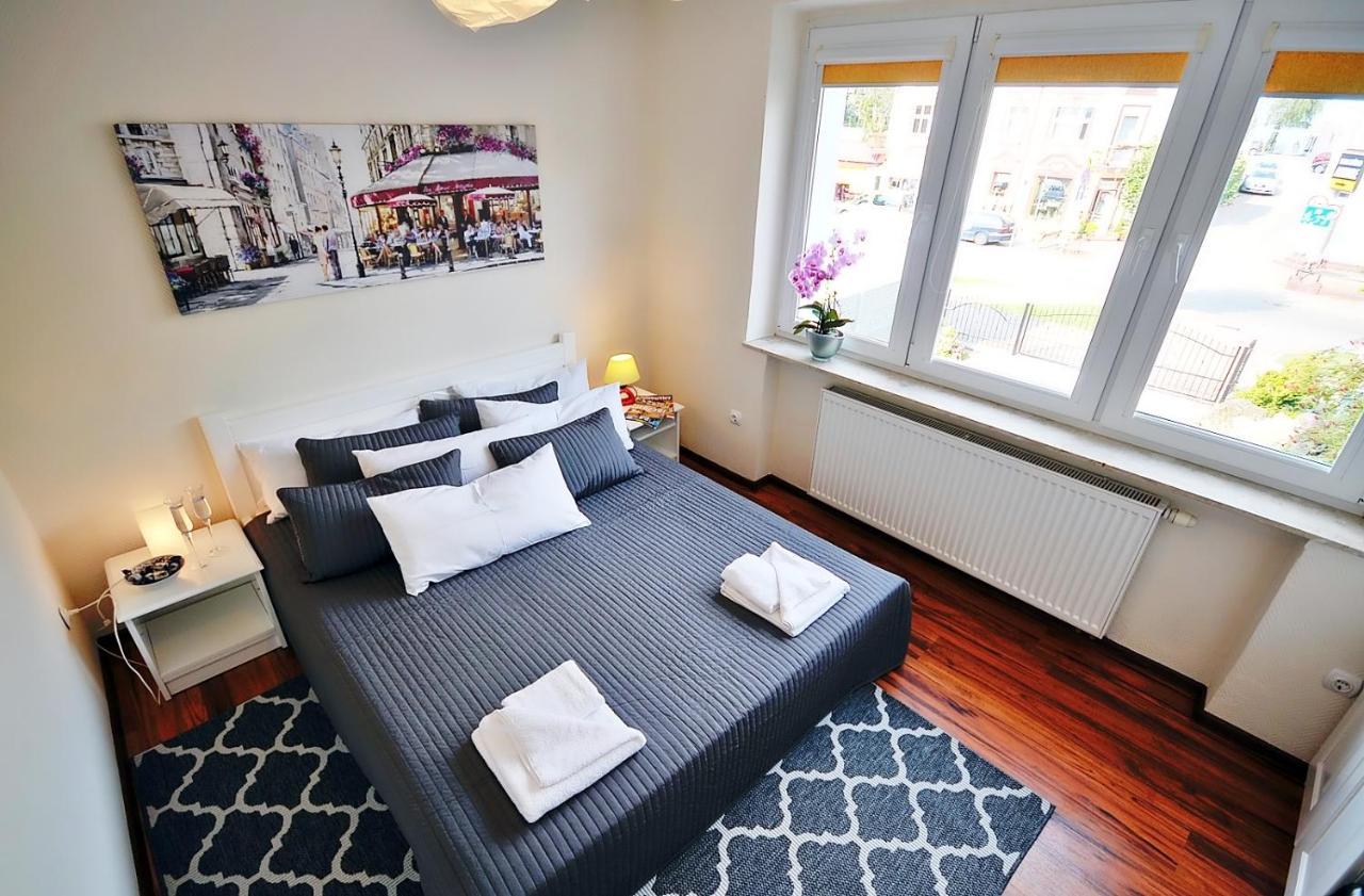 Plaza Apartament أوسترونيه مورسكية المظهر الخارجي الصورة
