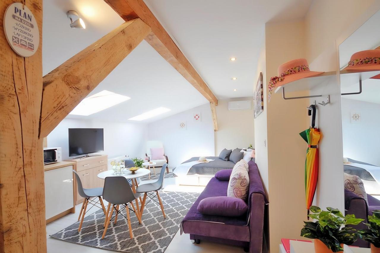 Plaza Apartament أوسترونيه مورسكية المظهر الخارجي الصورة